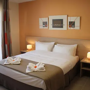 Hotel The Originals Boutique, L'occitan, Aubagne, La Destrousse